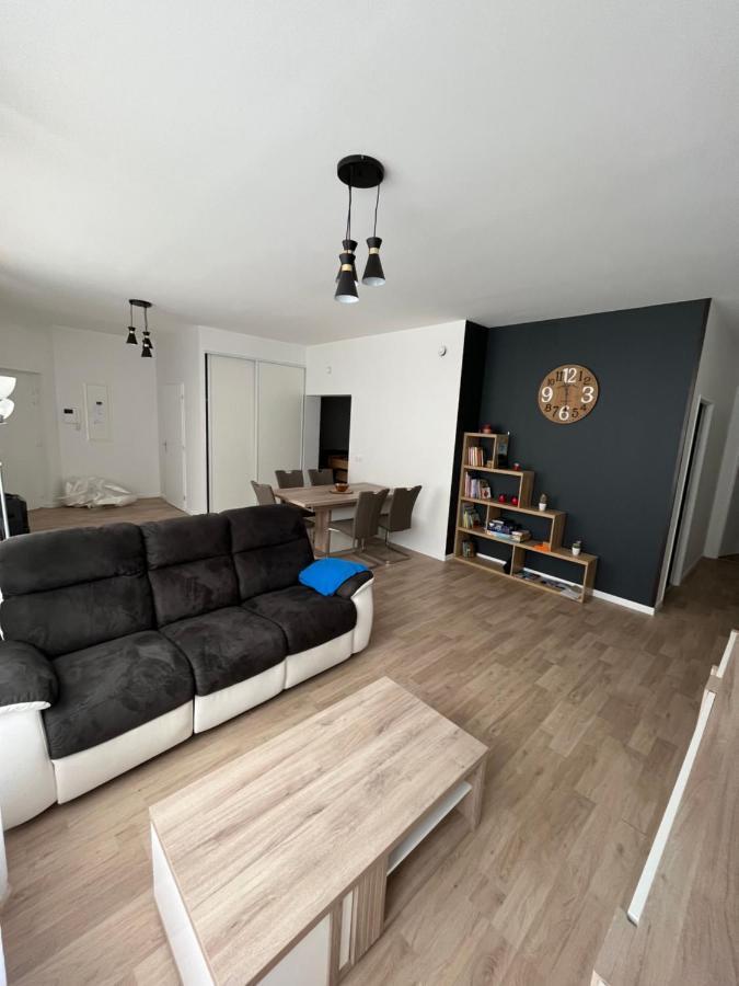 Appartement T4 140 m2 spacieux et calme pour 8 personnes Luz-Saint-Sauveur Extérieur photo