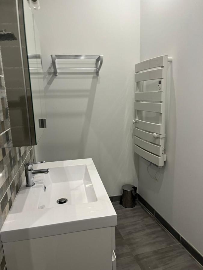 Appartement T4 140 m2 spacieux et calme pour 8 personnes Luz-Saint-Sauveur Extérieur photo