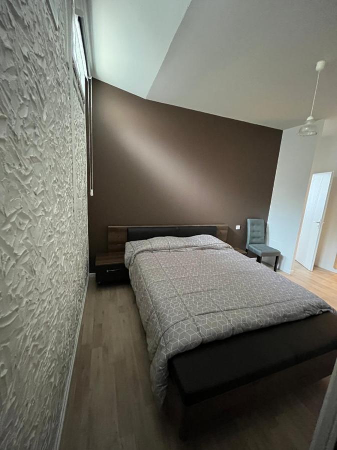 Appartement T4 140 m2 spacieux et calme pour 8 personnes Luz-Saint-Sauveur Extérieur photo
